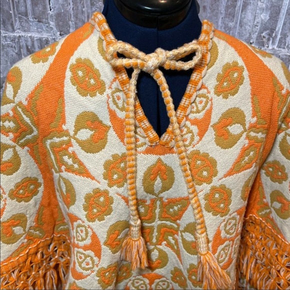 OOAK Rare* 1960’s tapestry handmade poncho one size fits all - Picture 4 of 5